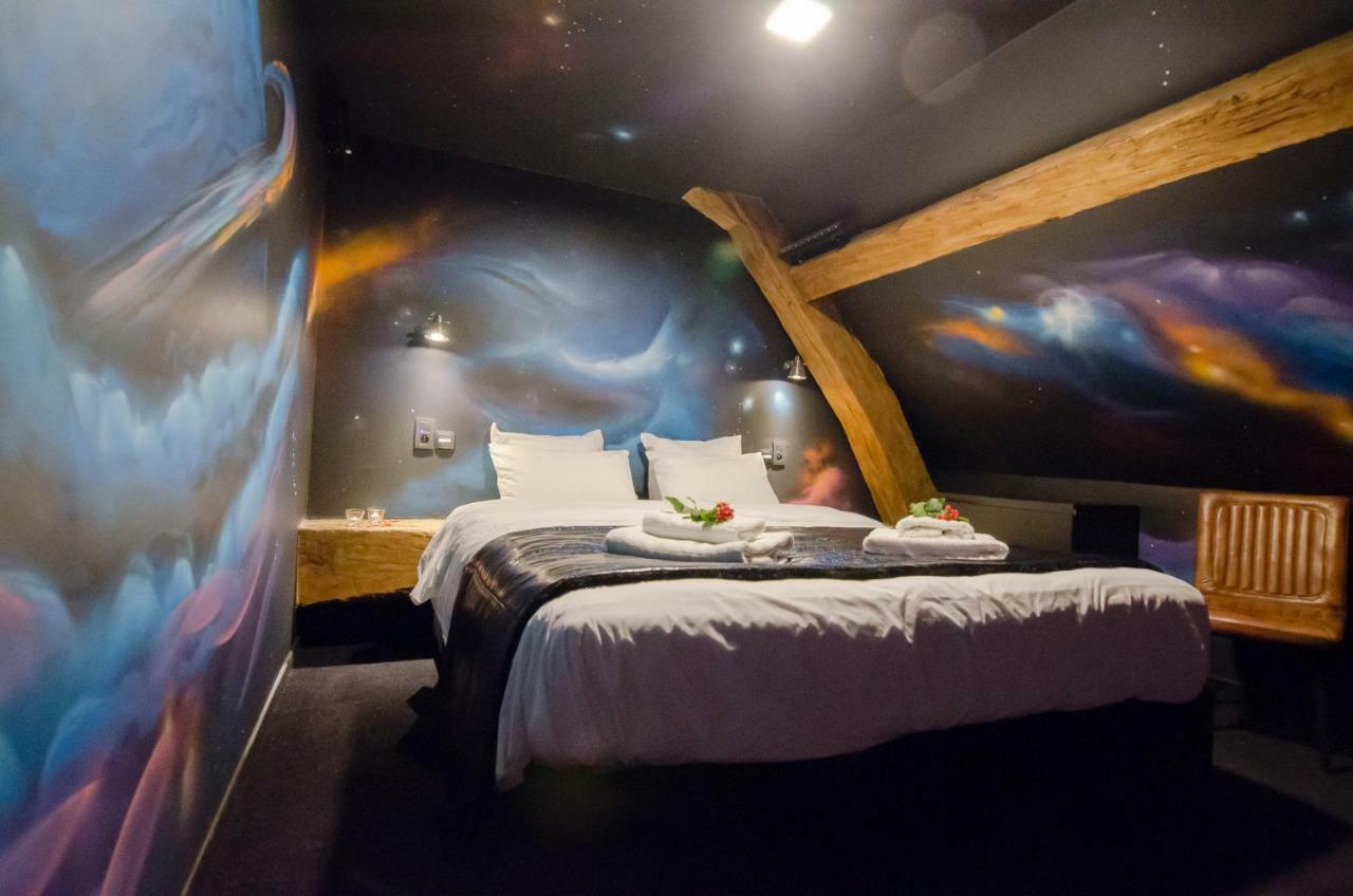 River Lodge Hotel Insolite Maredsous Exteriör bild